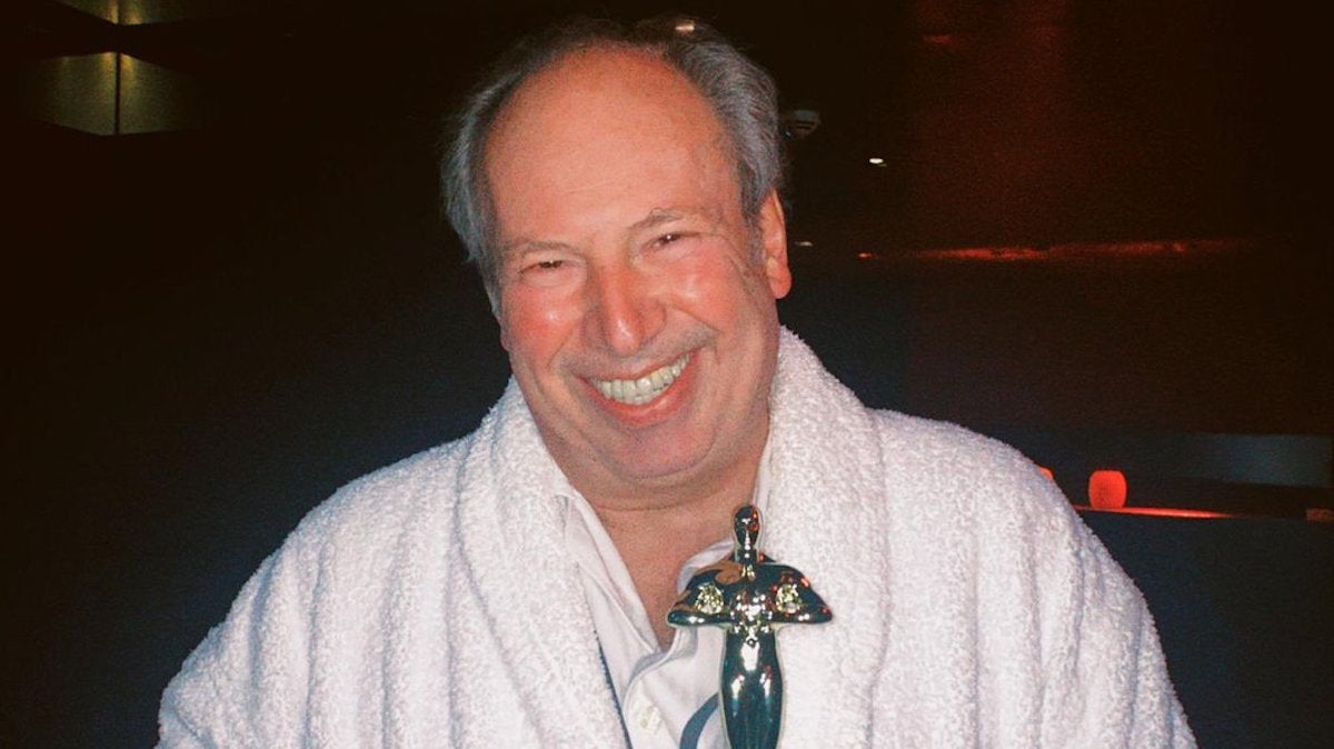 Hans Zimmer Reacts to Oscar Win in Bathrobe: 'Who Else Has Pajamas Like  This?' (Video) - TheWrap